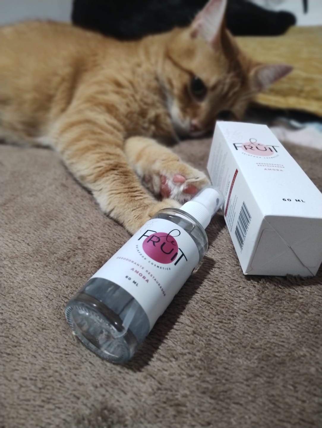 Customer photo review of Desodorante Hidratante