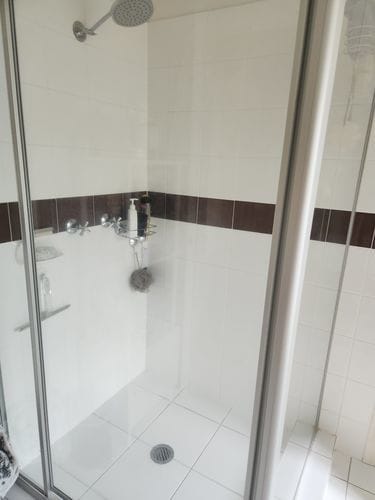 Customer photo review of GLASSGUARD™ Glass Stain Remover + Drill Scrubbing Pads
