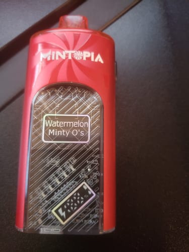 Customer photo review of Mintopia Turbo 9000 Puffs