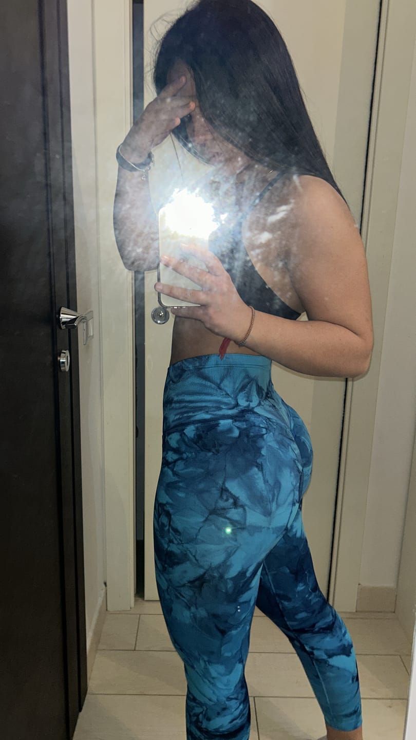Customer photo review of Leggings Elements Acqua Turchese Blu