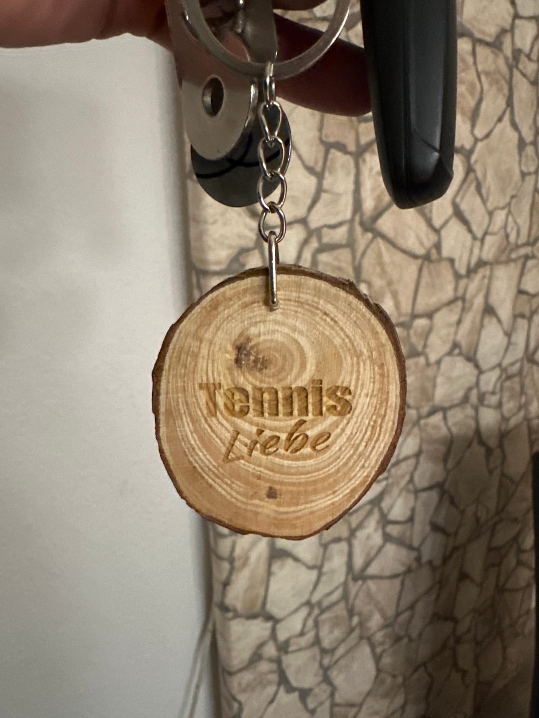 Customer photo review of Tennisliebe - Holz | Schlüsselanhänger