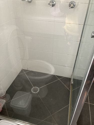 Customer photo review of GLASSGUARD™ Glass Stain Remover + Drill Scrubbing Pads