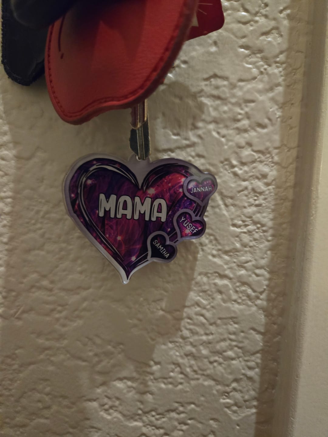 Customer photo review of Grandma- Mom Heart Kids, Multi Colors Personalized Acrylic Keychain