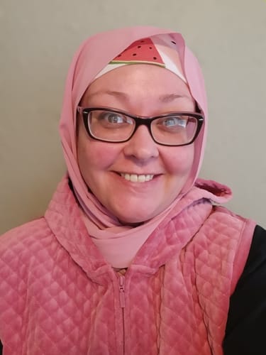 Customer photo review of Classic Chiffon Hijab - Flamingo