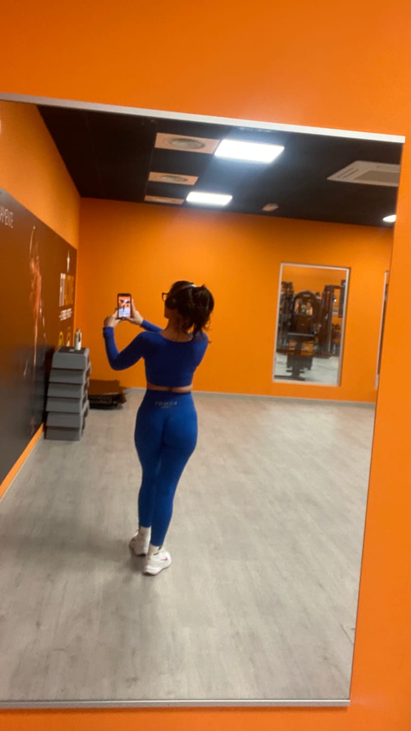 Customer photo review of Leggings Push up Gym Fashion Blu Accidia