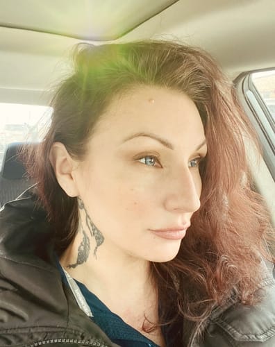 Customer photo review of Bibab Blue Prescription Colored Contact Lenses