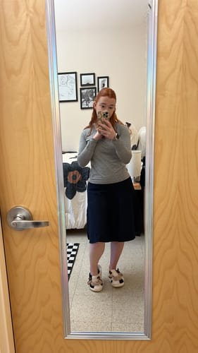 Customer photo review of AMAZING  MM SKIRT - YEAR ROUND NAVY