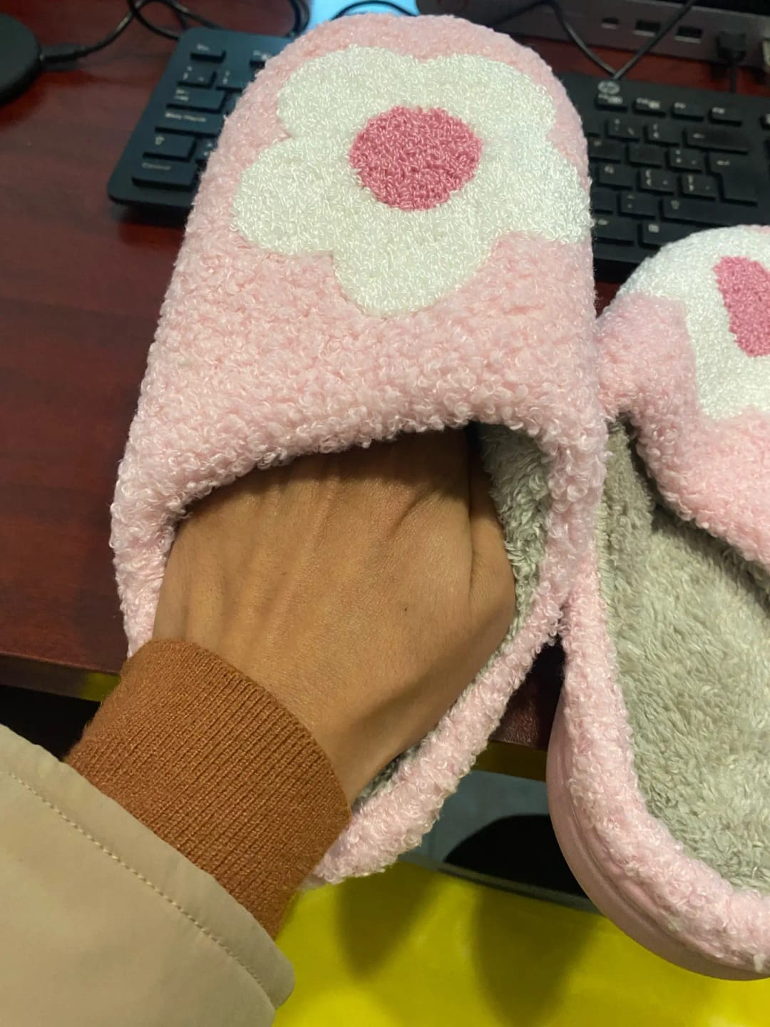 Customer photo review of Bloom Flower Slides Slippers