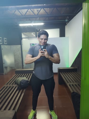 Customer photo review of All Day Training Jogger - Black