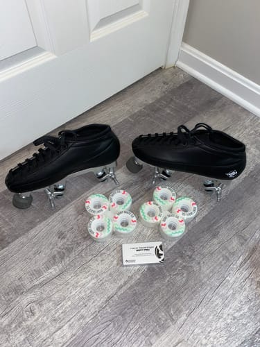 Customer photo review of New Cuff Racer Roller Skate Tracer Derby Package