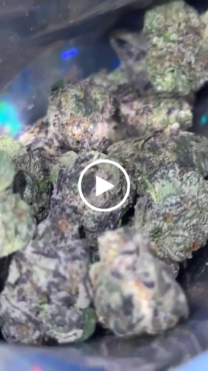 Customer video review of THCa Sugar Diamonds