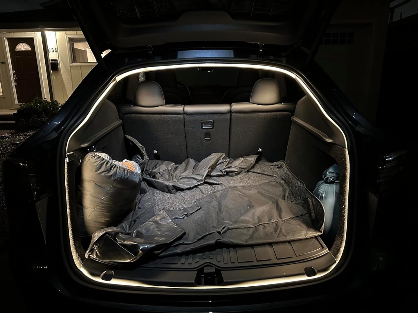 Customer photo review of TPARTS Trunk LED Strip for Tesla Model Y