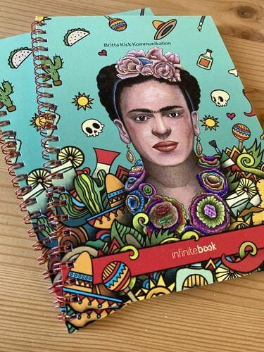 Customer photo review of Infinitebook Frida Kahlo A5