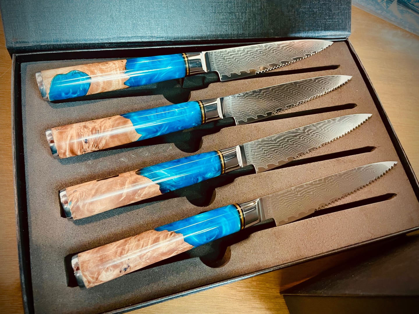 Customer photo review of Tsunami Steak Knife Set — Japanese VG10 Damascus Steel with Blue Resin Burl Wood Handles