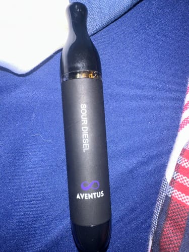 Customer photo review of Torch Caviar Sauce FROZEN GRAPES INDICA THC Disposable Vape Pen 4.5g 4500mg