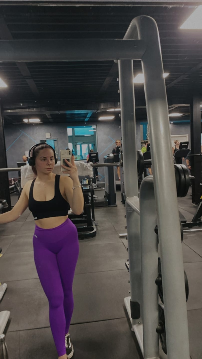 Customer photo review of Leggings All-Up Violet