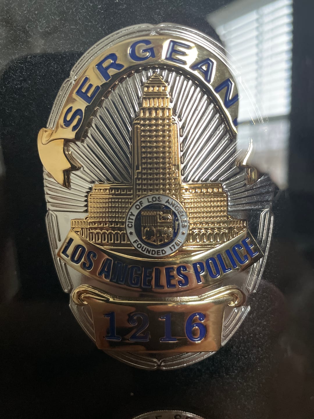 Customer photo review of LAPD Los Angeles Sergeant Police Badge Solid Copper Replica Movie Props With Number 1216
