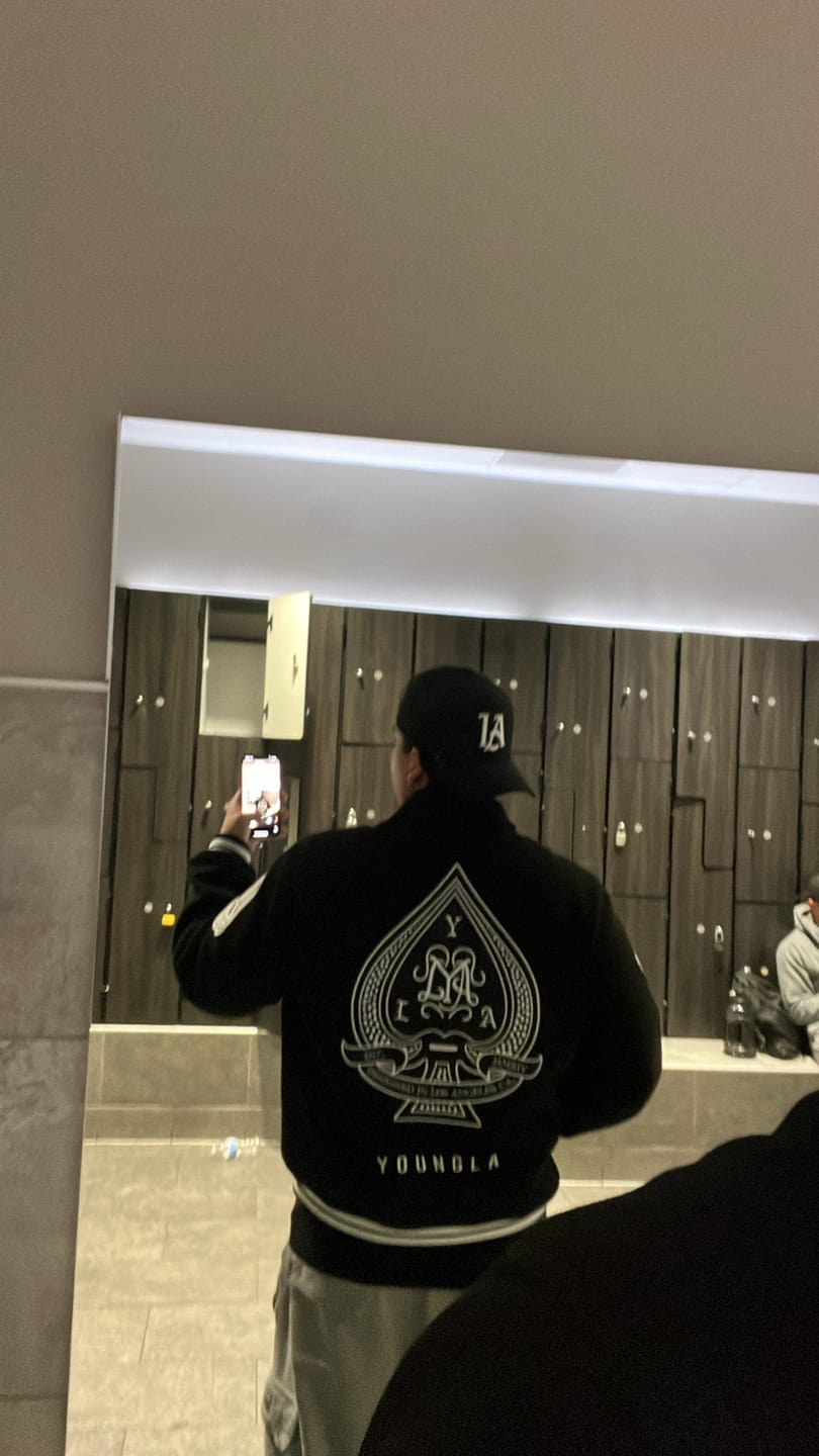 Customer photo review of 920 A-Frame LA Snapback Hat 2.0