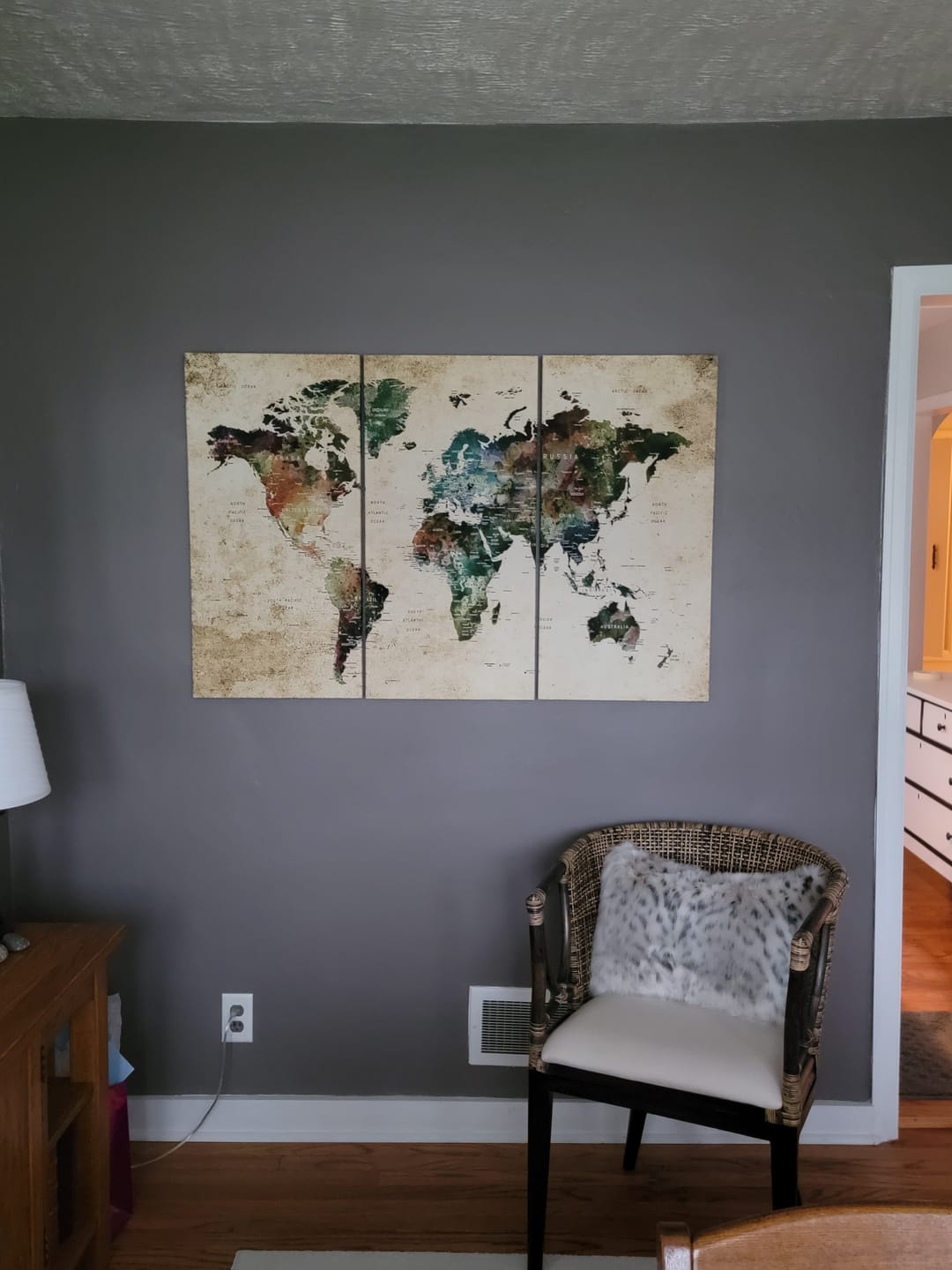 Customer photo review of Colorful Push Pin World Map on Grunge Stained Background Large Canvas Print