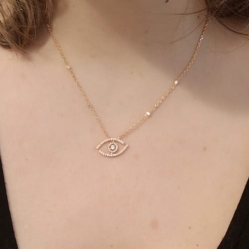 Customer photo review of LUCKY EYE PAVED NECKLACE DIAMOND