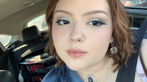 Customer photo review of Linn’s doll contacts for fans Set (2 pairs)