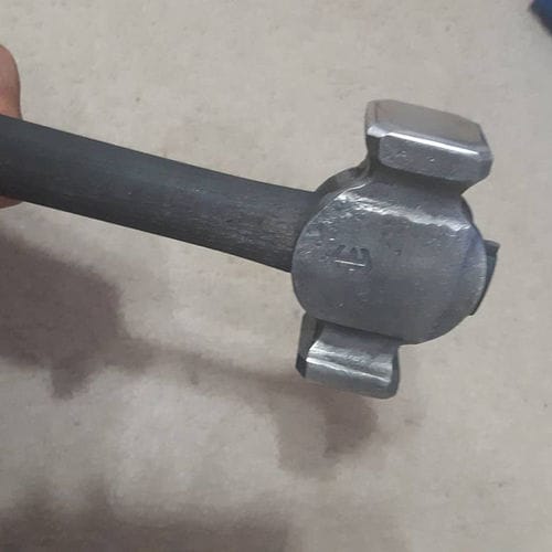 Customer photo review of Square Circle Rounding Hammer for blacksmith masters