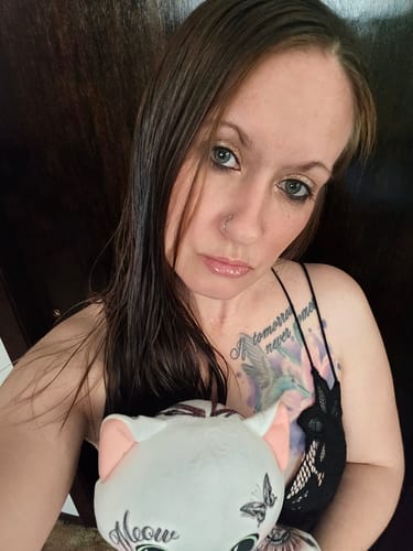 Customer photo review of Ryan Ashley Omnia Plushie + Mini