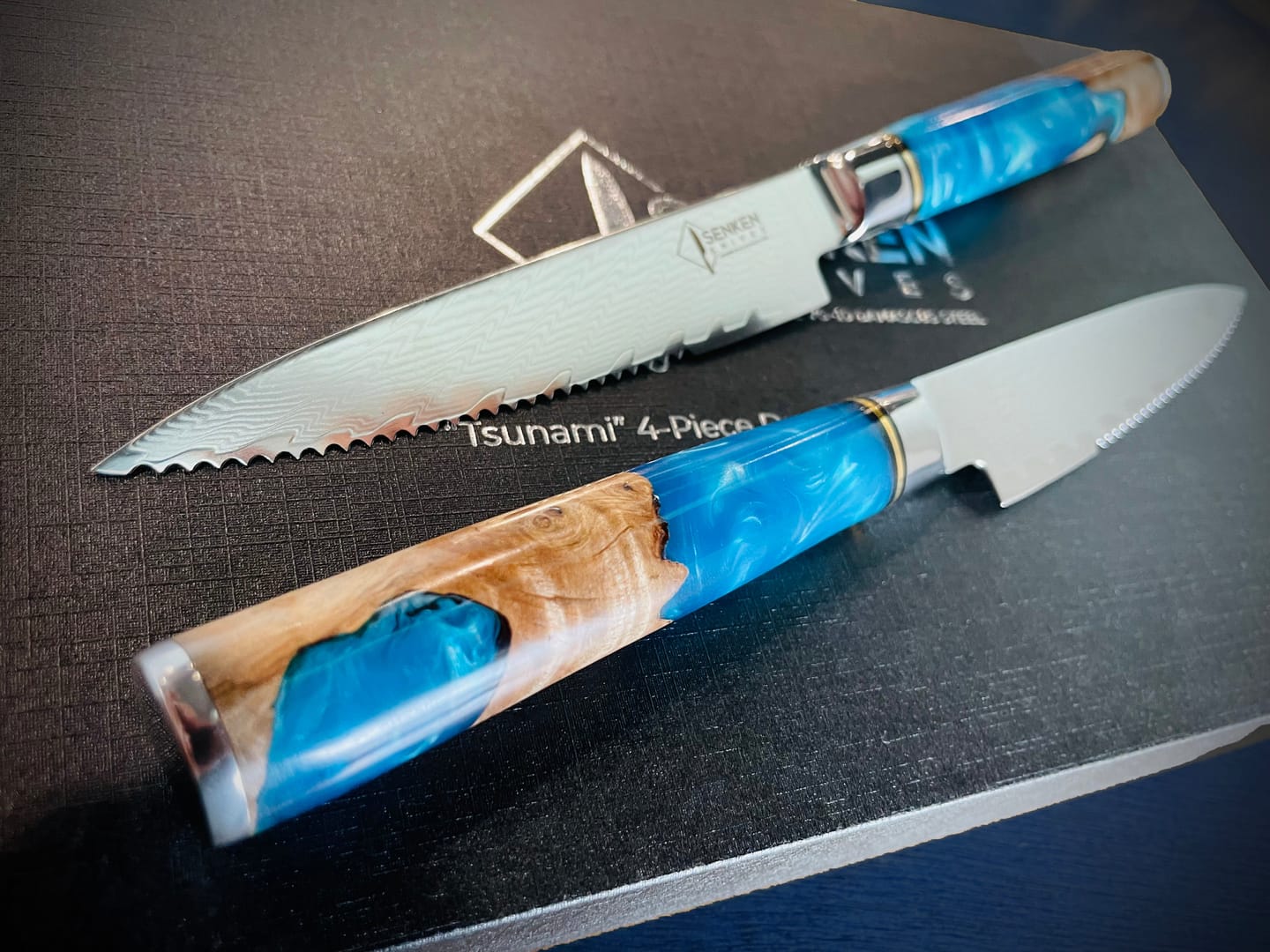 Customer photo review of Tsunami Steak Knife Set — Japanese VG10 Damascus Steel with Blue Resin Burl Wood Handles