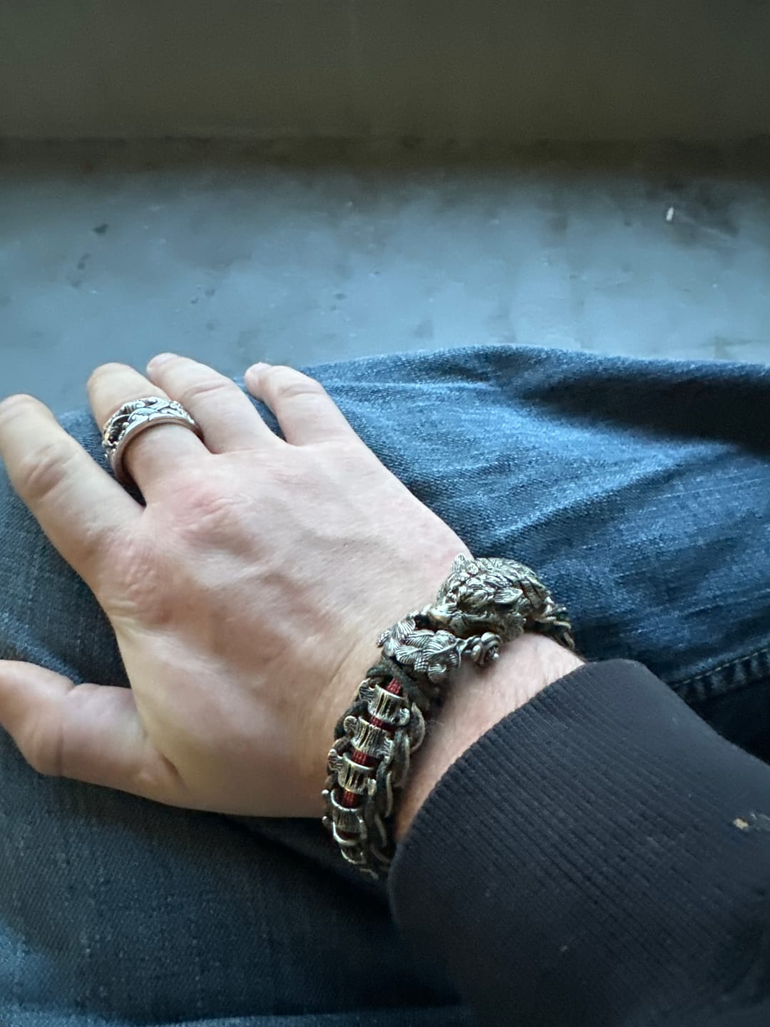 Customer photo review of Tiger Paracord Bracelet