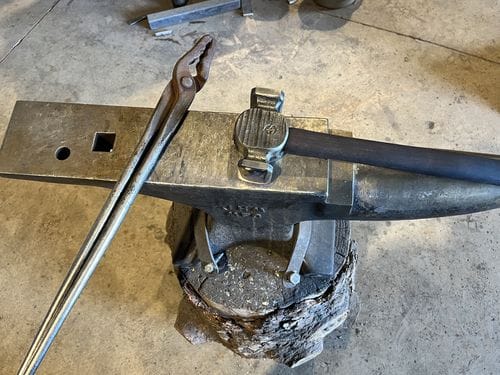 Customer photo review of Square Circle Rounding Hammer for blacksmith masters