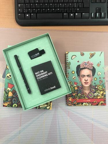 Customer photo review of Infinitebook Frida Kahlo A5