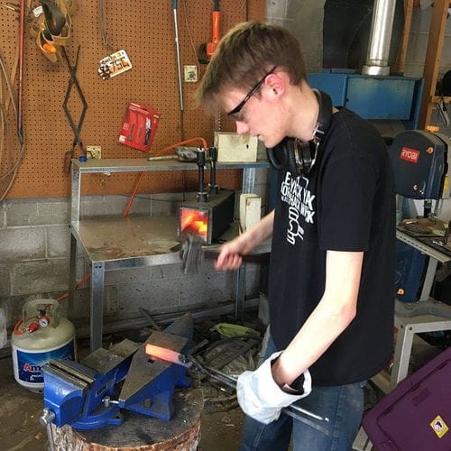 Customer photo review of Square Circle Rounding Hammer for blacksmith masters
