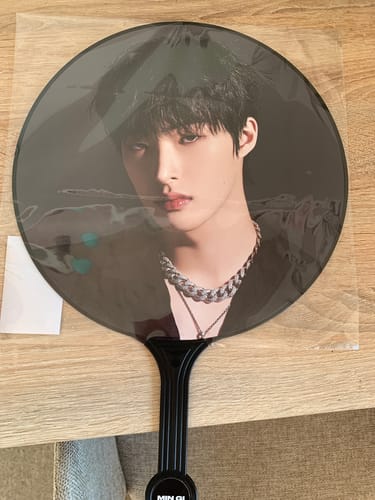 Customer photo review of ATEEZ TOWARDS THE LIGHT: WILL TO POWER OFFICIAL MD