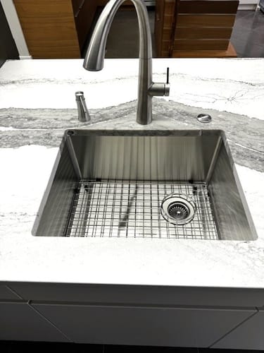 Customer photo review of 22" Stainless Steel Undermount Sink - Single Bowl - Offset Drain Right (5S22R)
