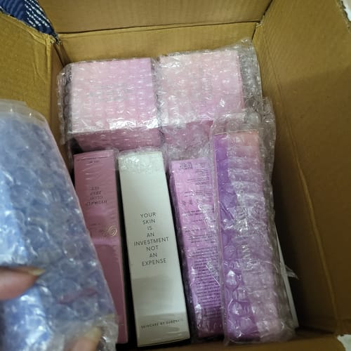 Customer photo review of Rose Petals Melt Cleanser - Hydrating Facewash