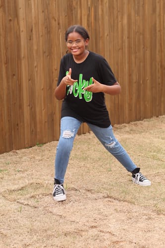 Customer photo review of [Lucky] Tee Shirt