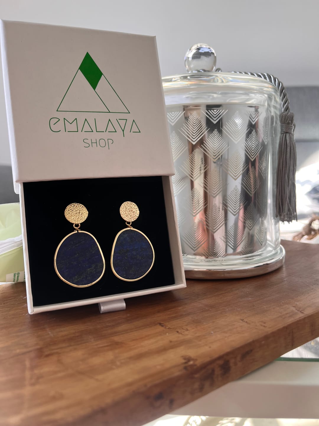 Customer photo review of Boucles d'oreilles "Force de vie" en Lapis-lazuli