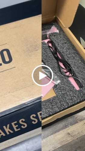 Customer video review of The CosmoGlo XL Light Bundle + Phone Clip