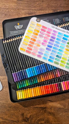 Customer photo review of 120 Teiliges Aquarellstift Set In Display Dose