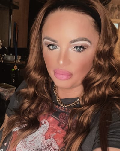 Customer photo review of The Headband Wig Perfect Curl