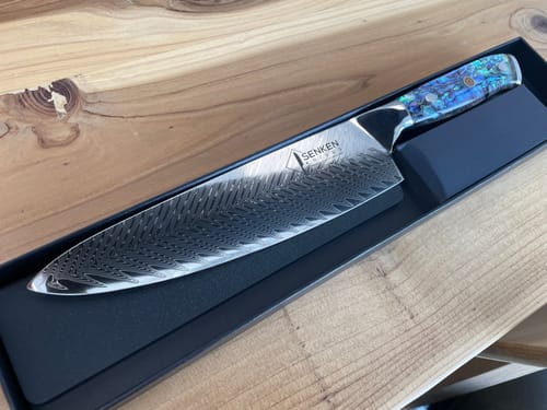 Customer photo review of "Umi" Japanese VG10 Damascus Steel 8" Chef's Knife - Abalone Shell Handle