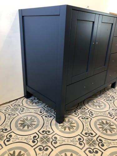 Customer photo review of CCS201 - 42" Navy Blue, Floor Standing Bathroom Vanity , White Quartz Countertop