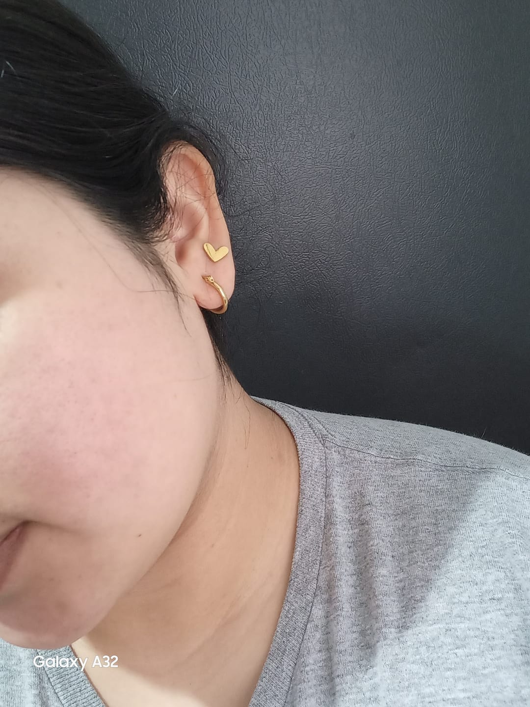 Customer photo review of Aretes Corazón