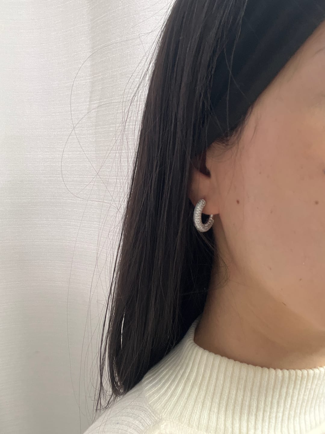 Customer photo review of Par Semi Arracada Con Zirconias