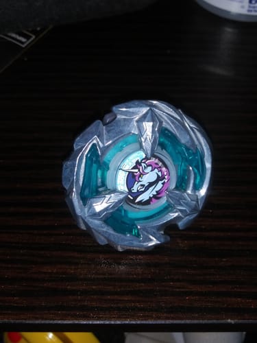 Customer photo review of BEYBLADE X BX-26 Booster Unicorn Sting 5-60GP