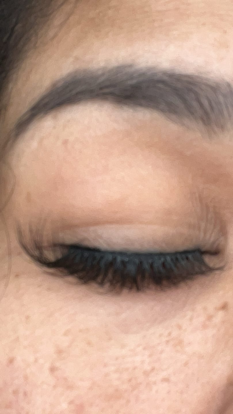 Customer photo review of Pegamento de Pestañas Ultra-Resistente✨Tiktok Viral✨