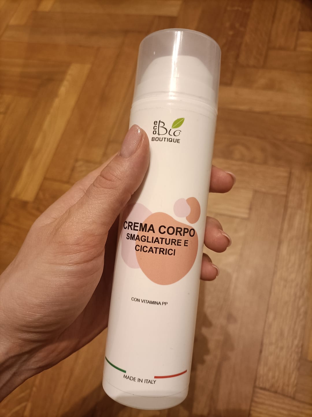 Customer photo review of Crema Corpo Smagliature e Cicatrici