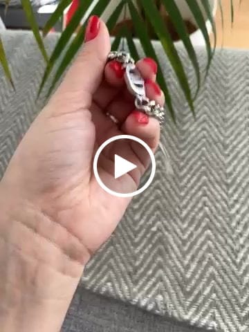 Customer video review of Prestige Armband | 18K vergoldet