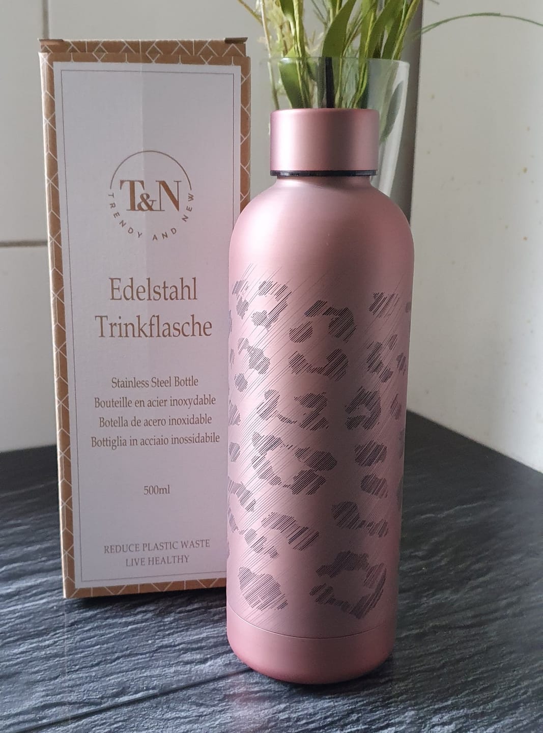 Customer photo review of T&N Edelstahl Trinkflasche 500ml - Designer Edition