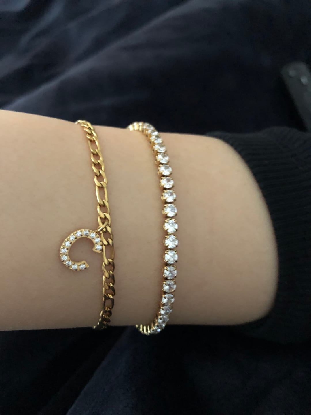 Customer photo review of Letter Armband | 18K vergoldet